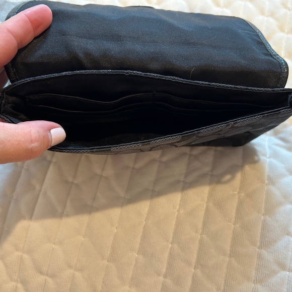 Coach clutch - Picture 2 of 5